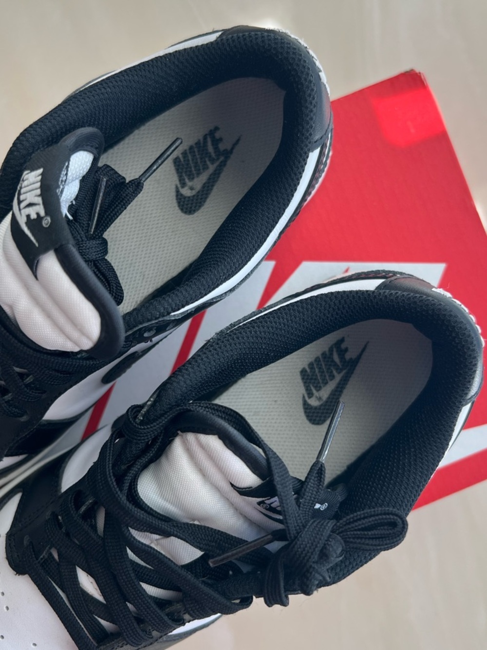 Nike Black & White Panda Dunks - Picture 6 of 6
